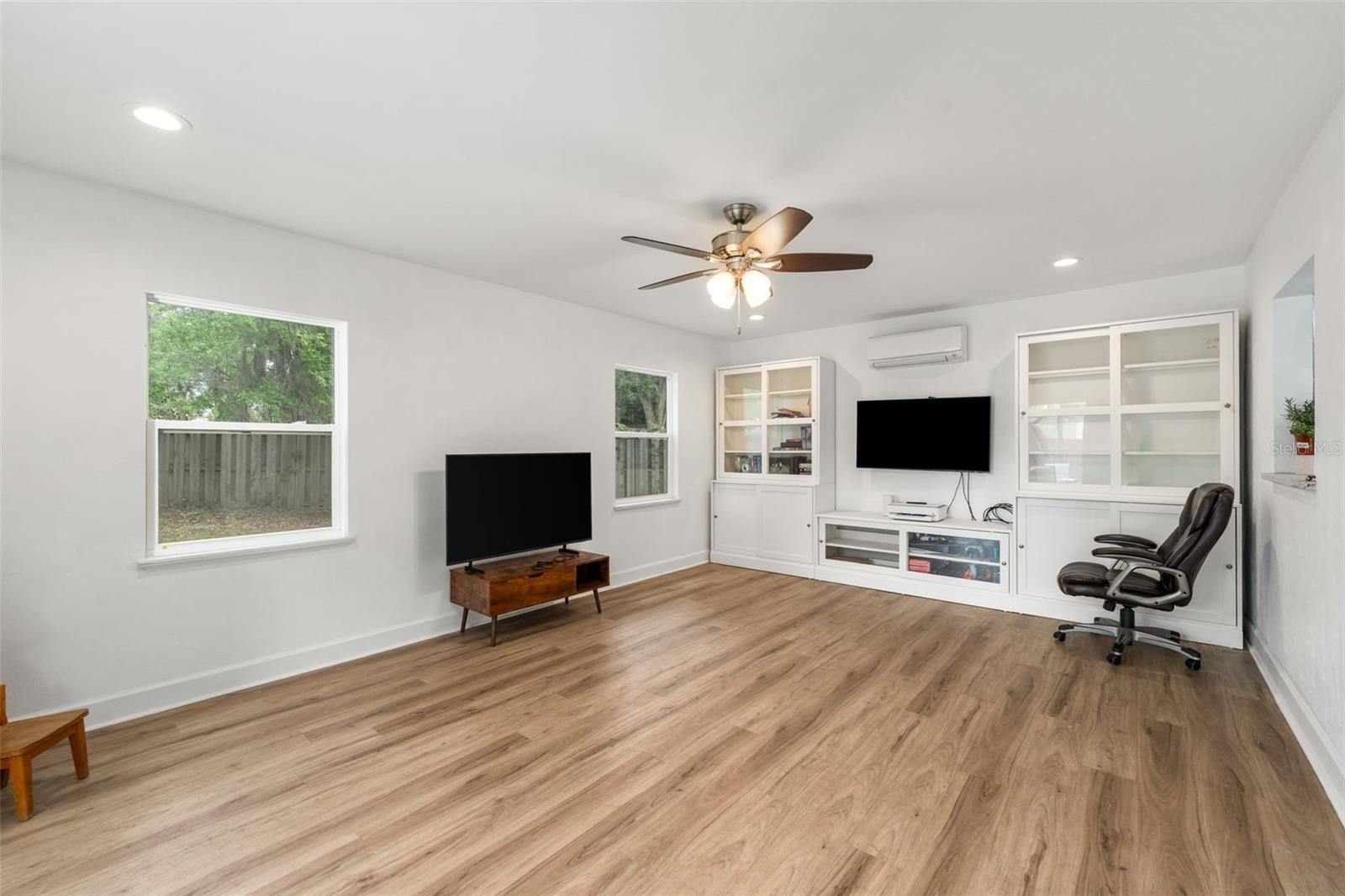 Image 11 of 31 For 5101 29th Lane