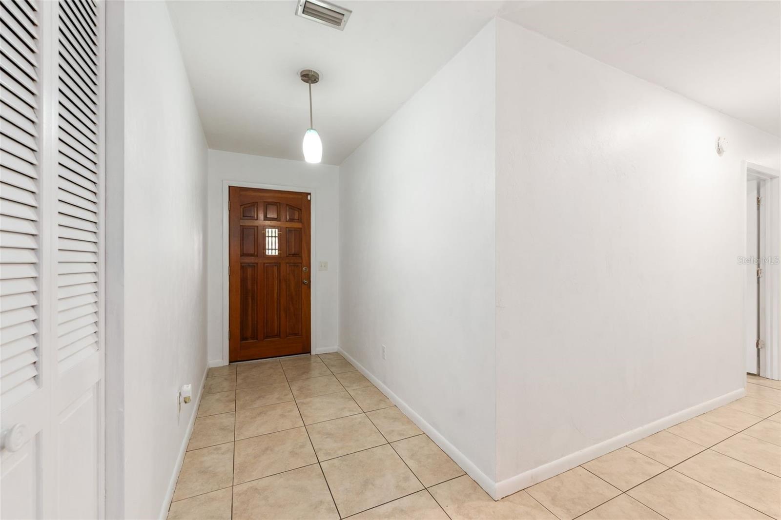 Image 4 of 31 For 5101 29th Lane