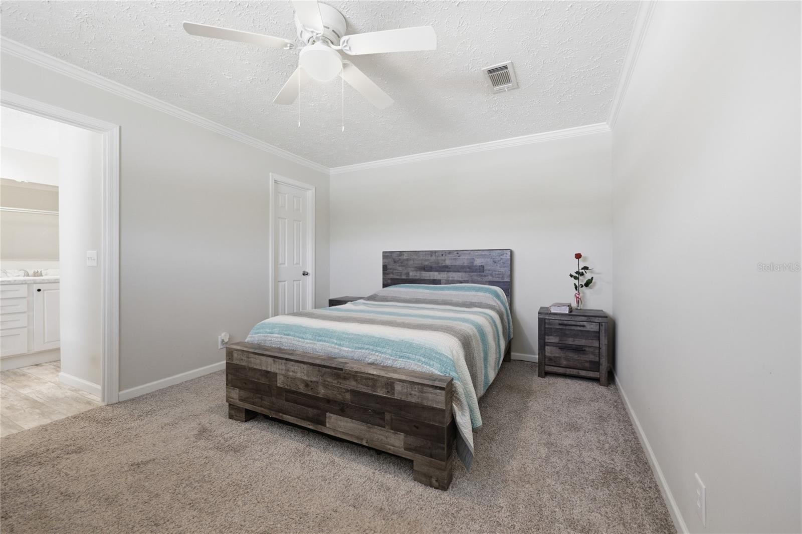 Image 18 of 55 For 14646 93rd Lane