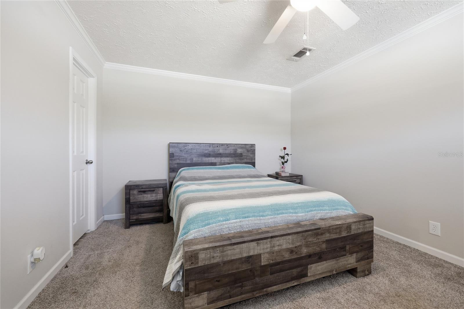 Image 20 of 55 For 14646 93rd Lane