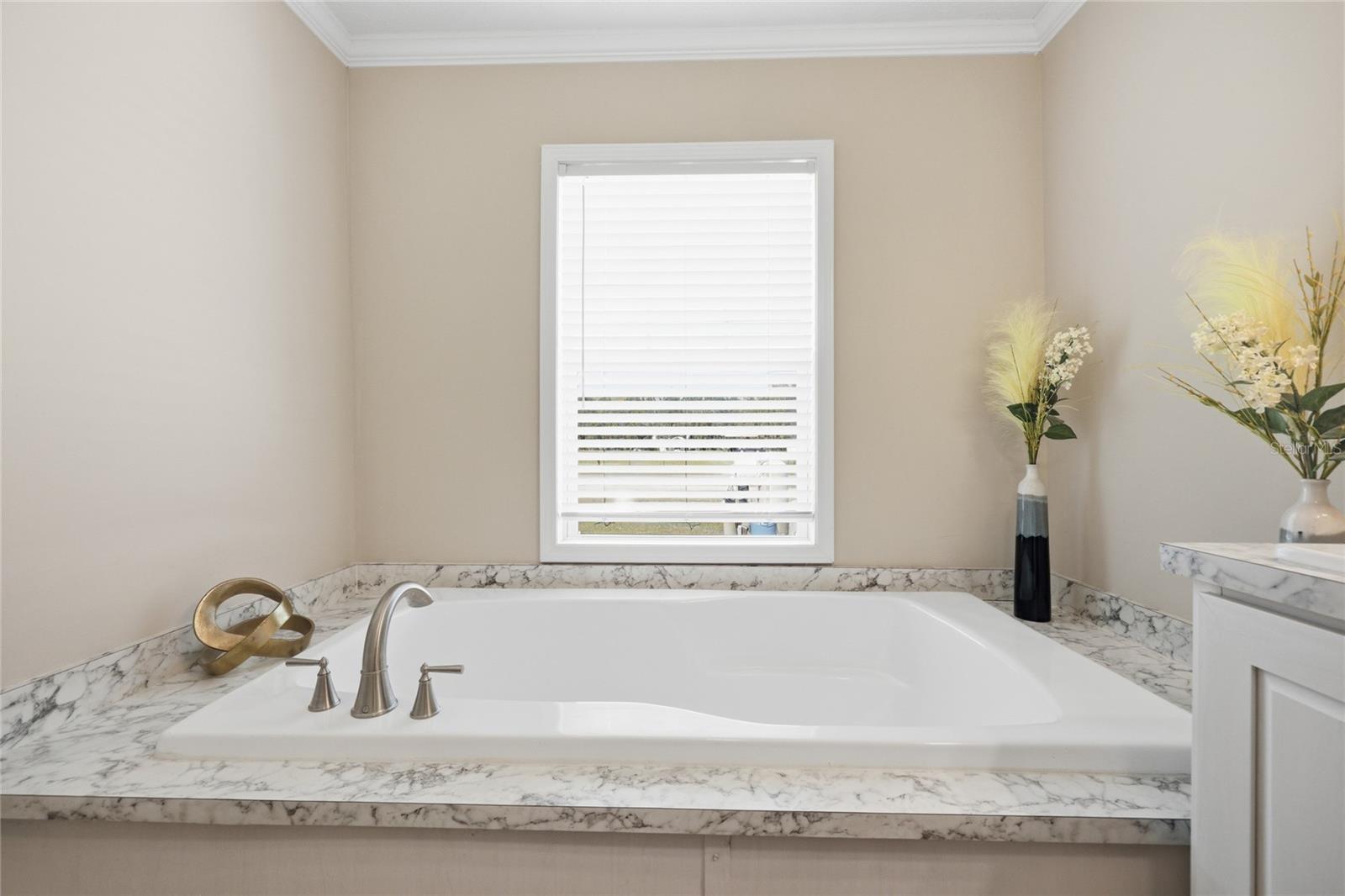 Image 24 of 55 For 14646 93rd Lane