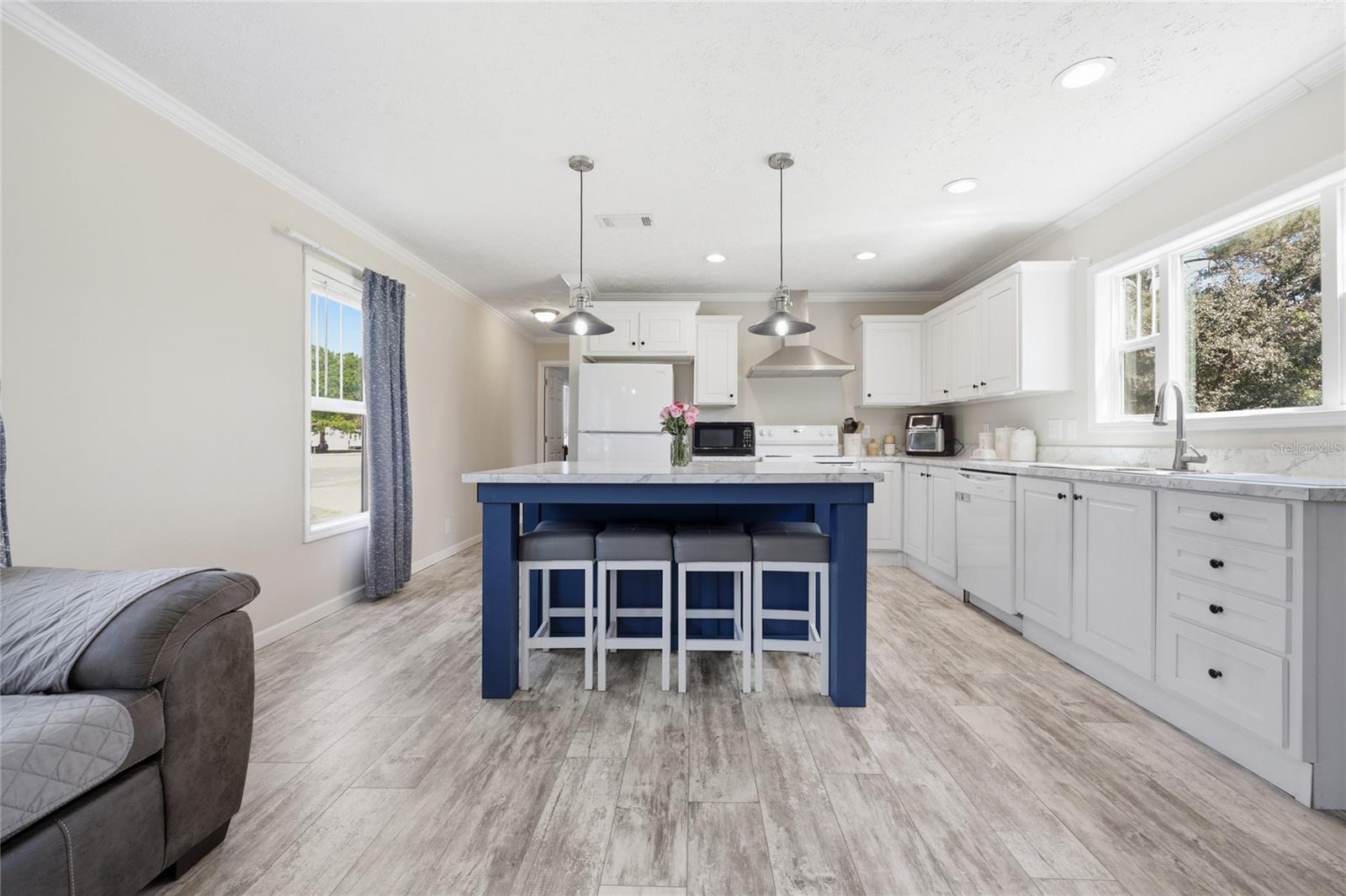 Image 3 of 55 For 14646 93rd Lane