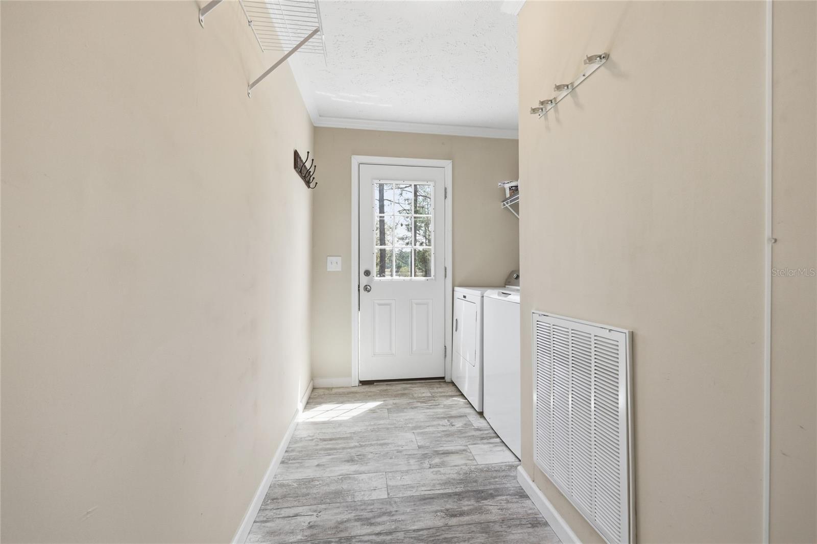 Image 38 of 55 For 14646 93rd Lane