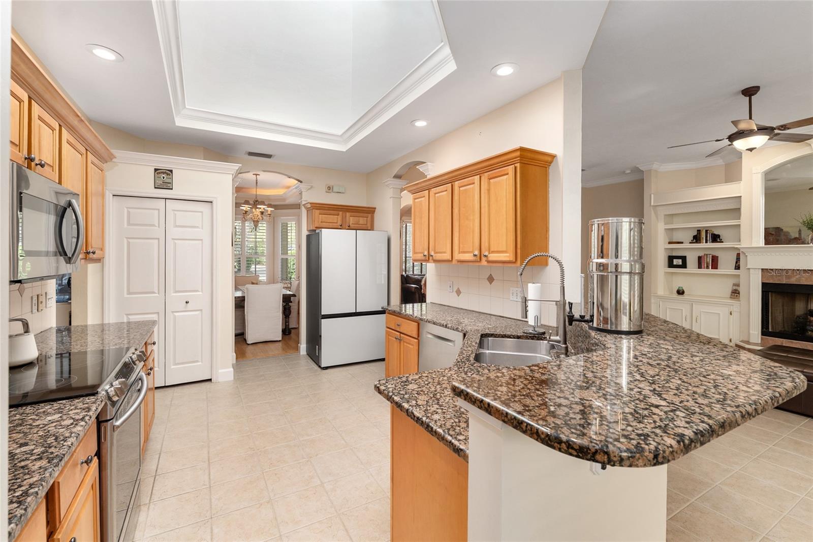 Image 25 of 68 For 9513 33rd Lane