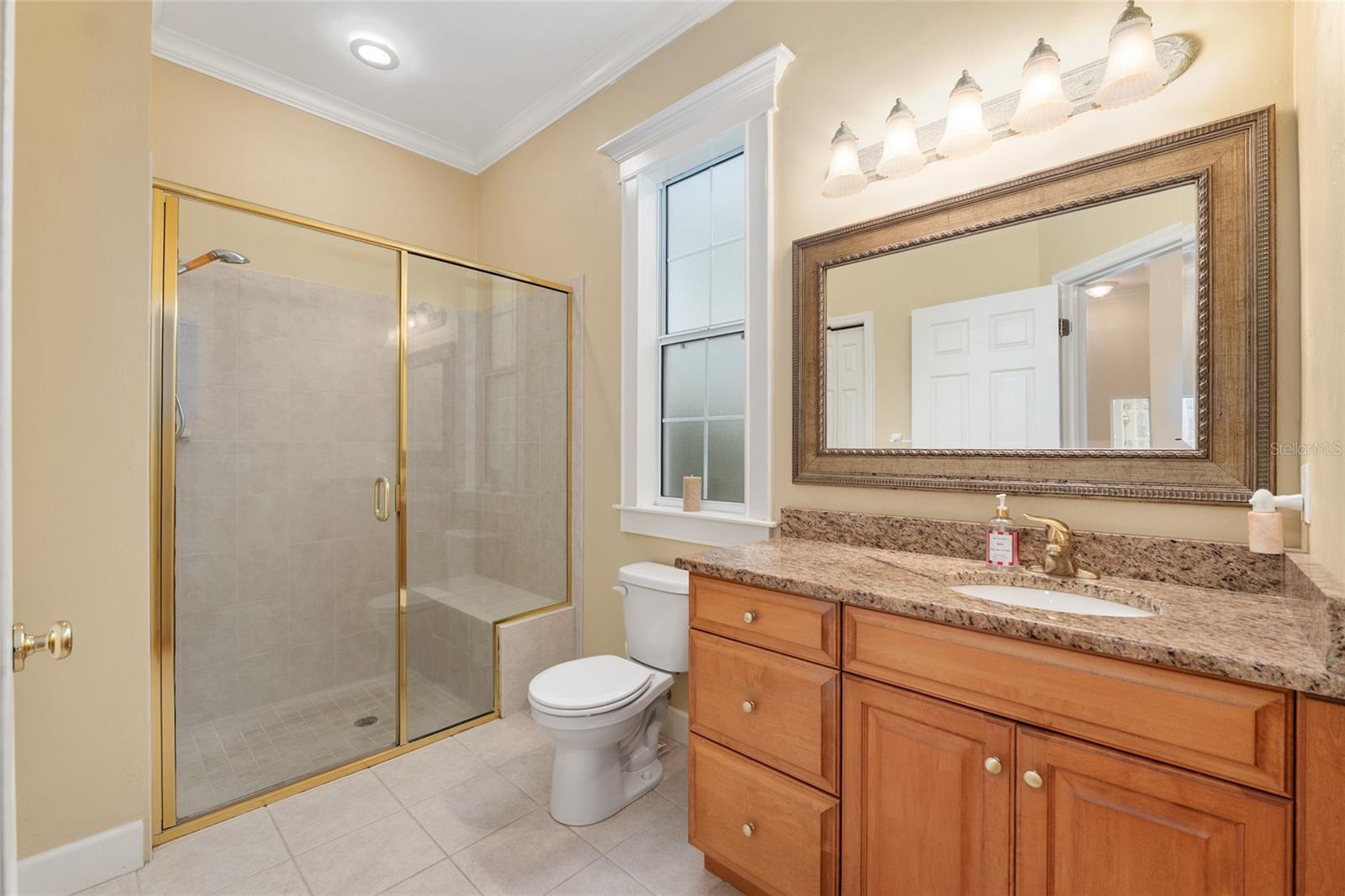 Image 50 of 68 For 9513 33rd Lane