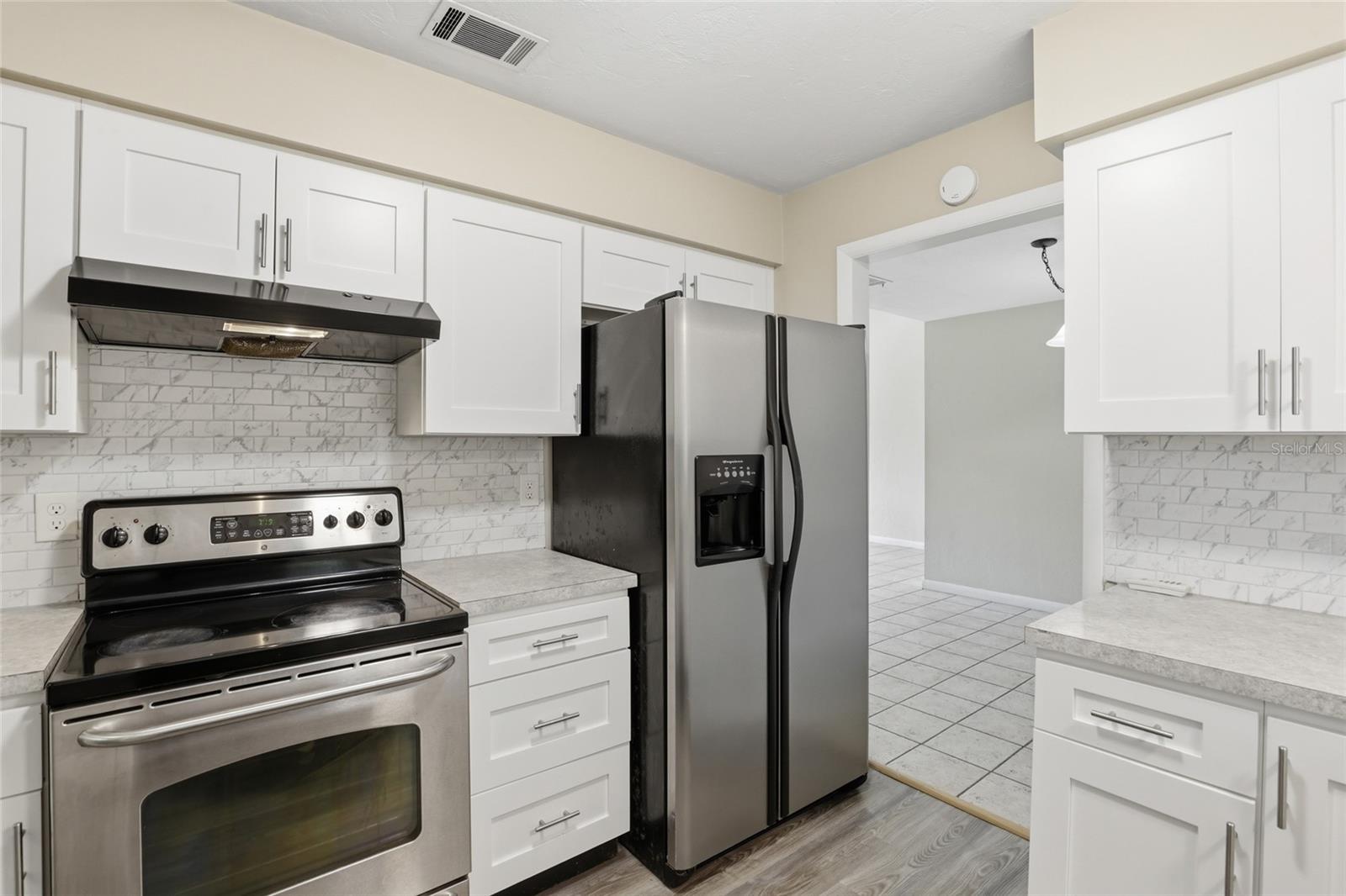 Image 12 of 33 For 2326 54th Boulevard