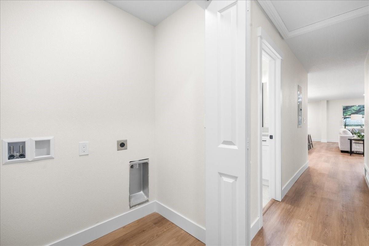 Image 7 of 31 For 801 37th Drive