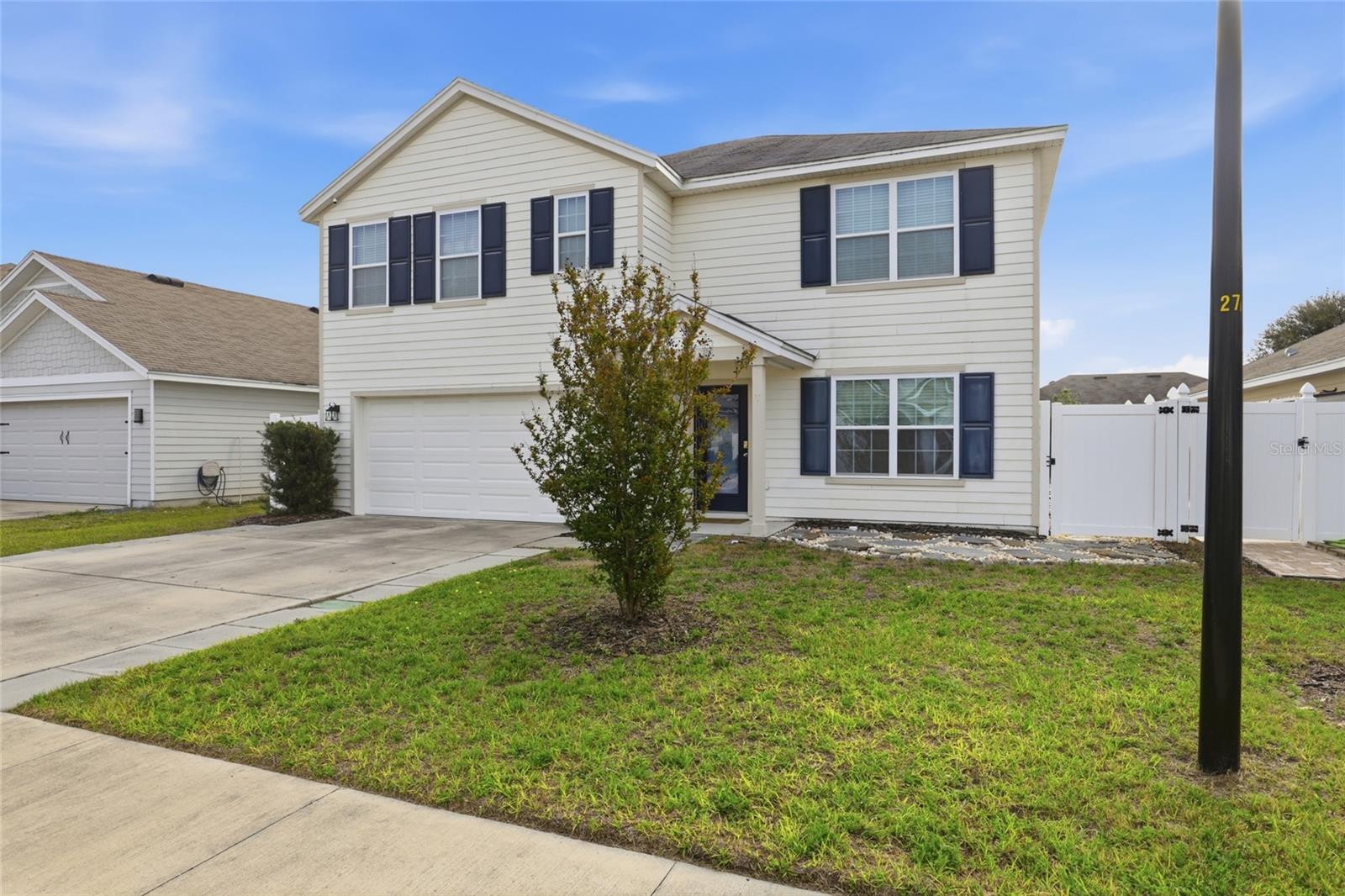 Image 3 of 60 For 879 251st Drive