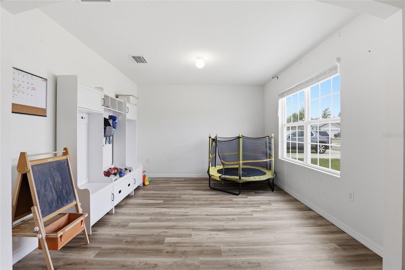 Image 9 of 60 For 879 251st Drive