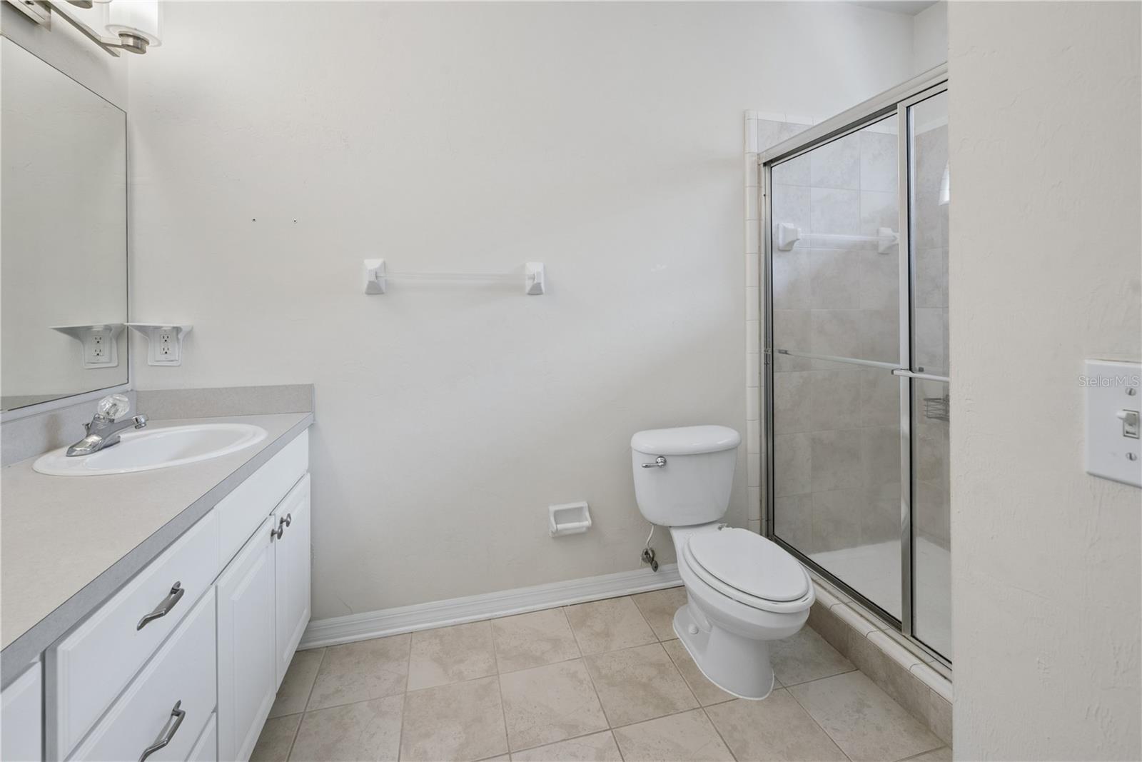 Image 38 of 55 For 11688 17th Place