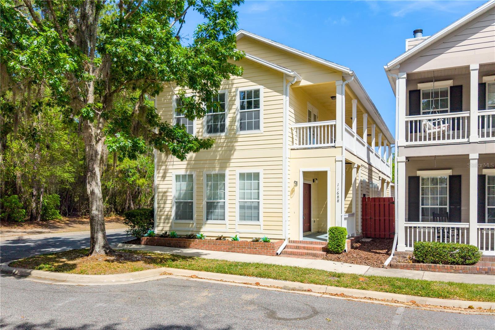 Image 4 of 55 For 11688 17th Place