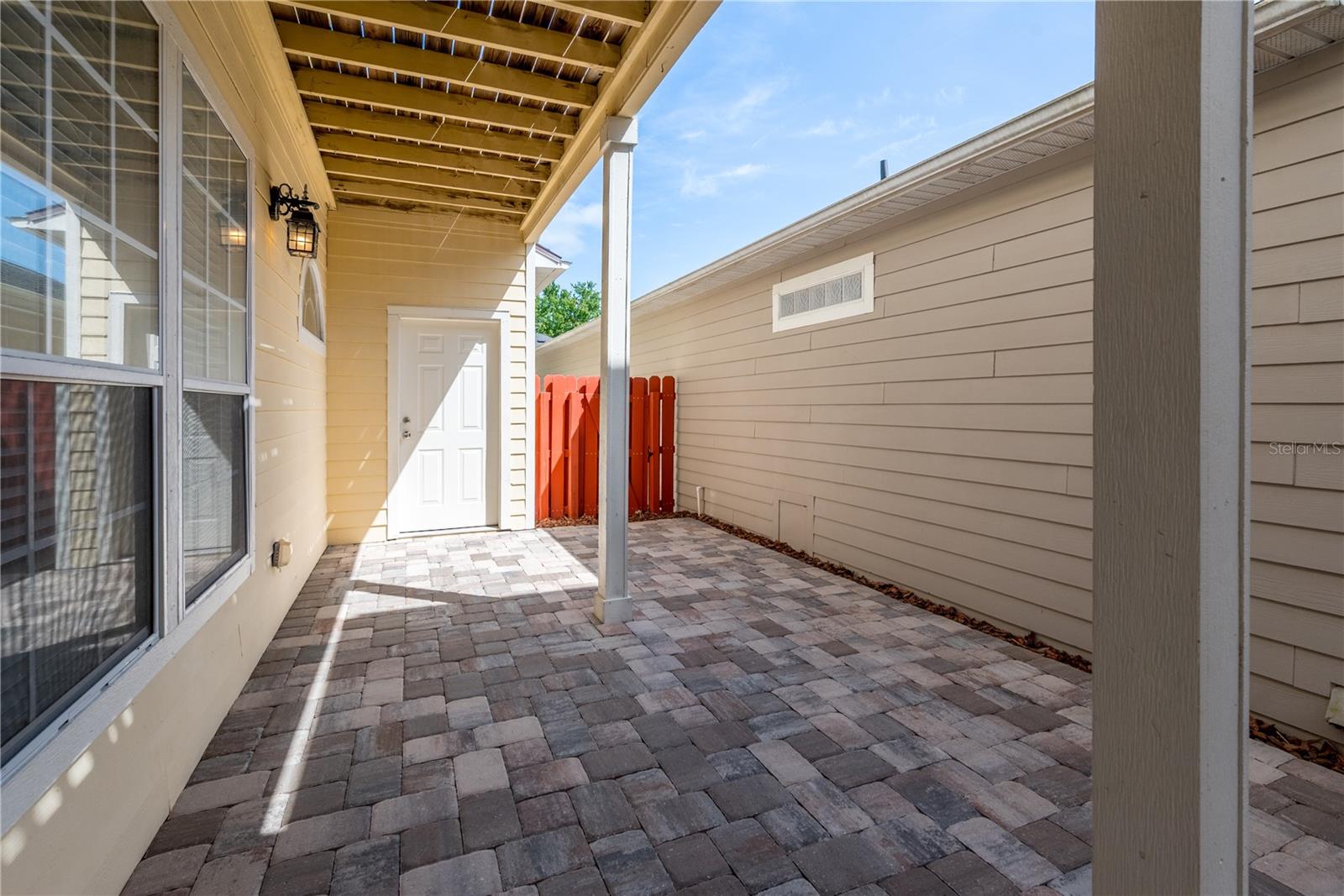 Image 8 of 55 For 11688 17th Place