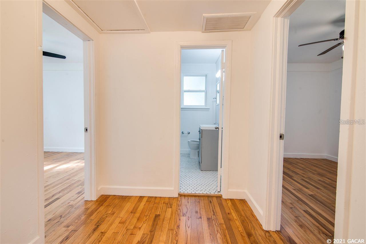 Image 12 of 21 For 1028 7th Avenue