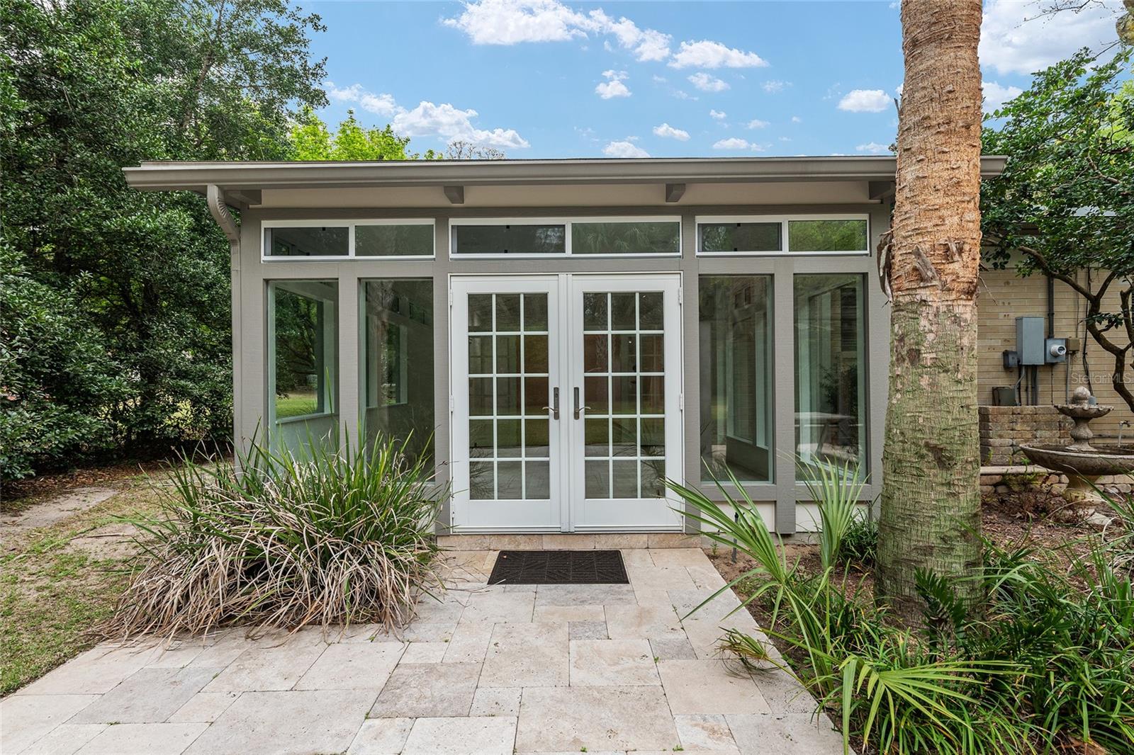 Image 16 of 92 For 2111 44th Avenue