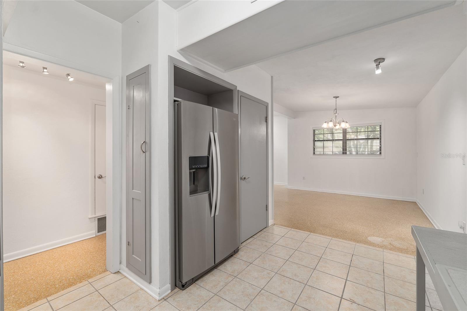 Image 27 of 92 For 2111 44th Avenue