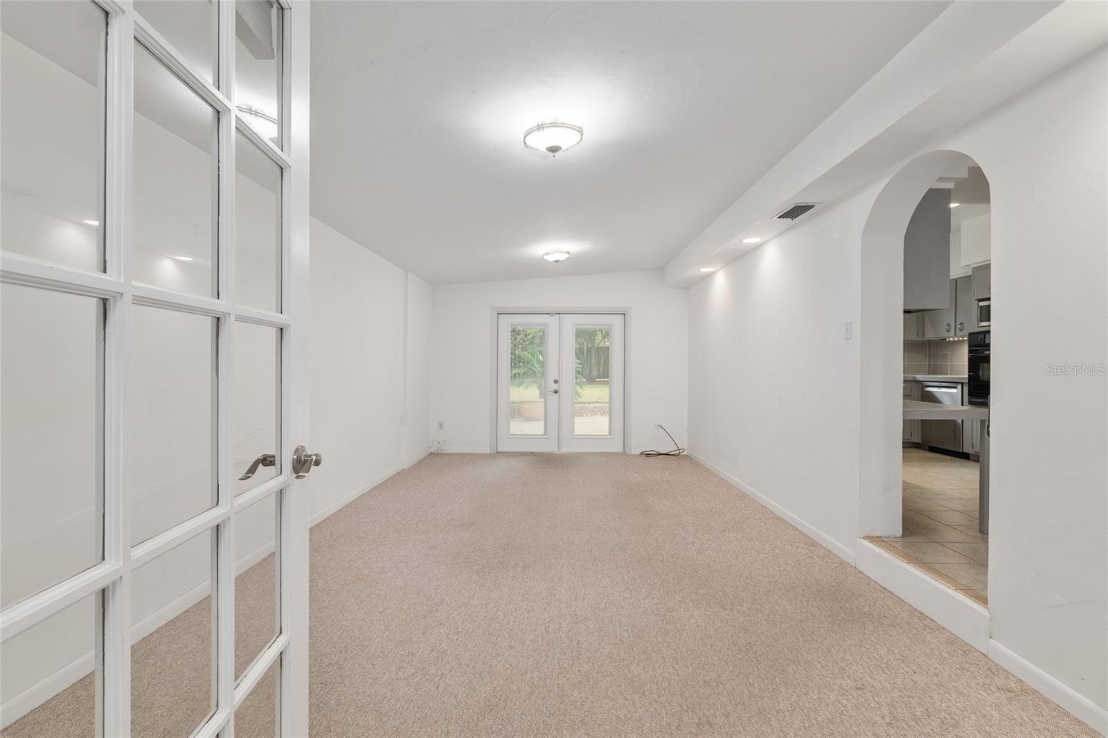 Image 30 of 92 For 2111 44th Avenue