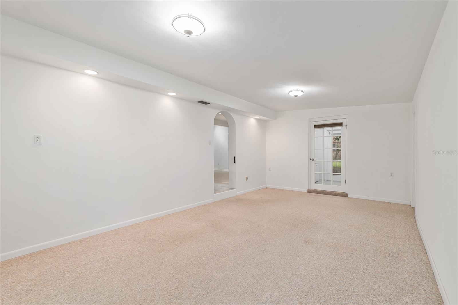 Image 33 of 92 For 2111 44th Avenue