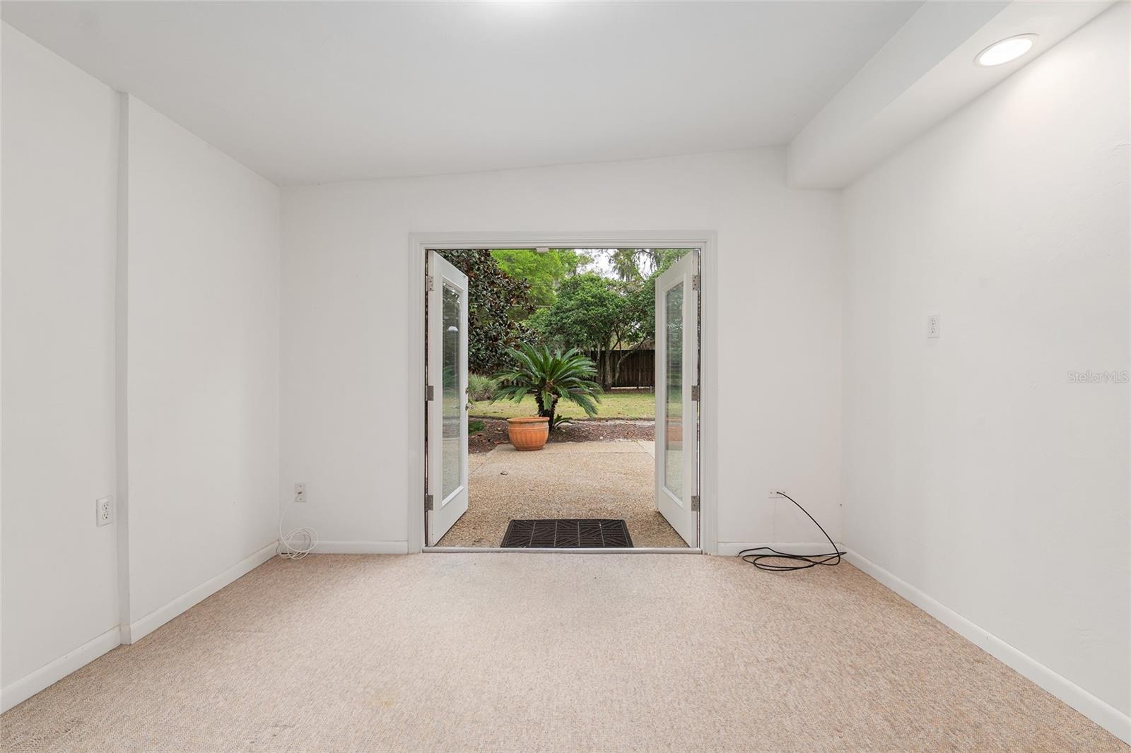 Image 34 of 92 For 2111 44th Avenue