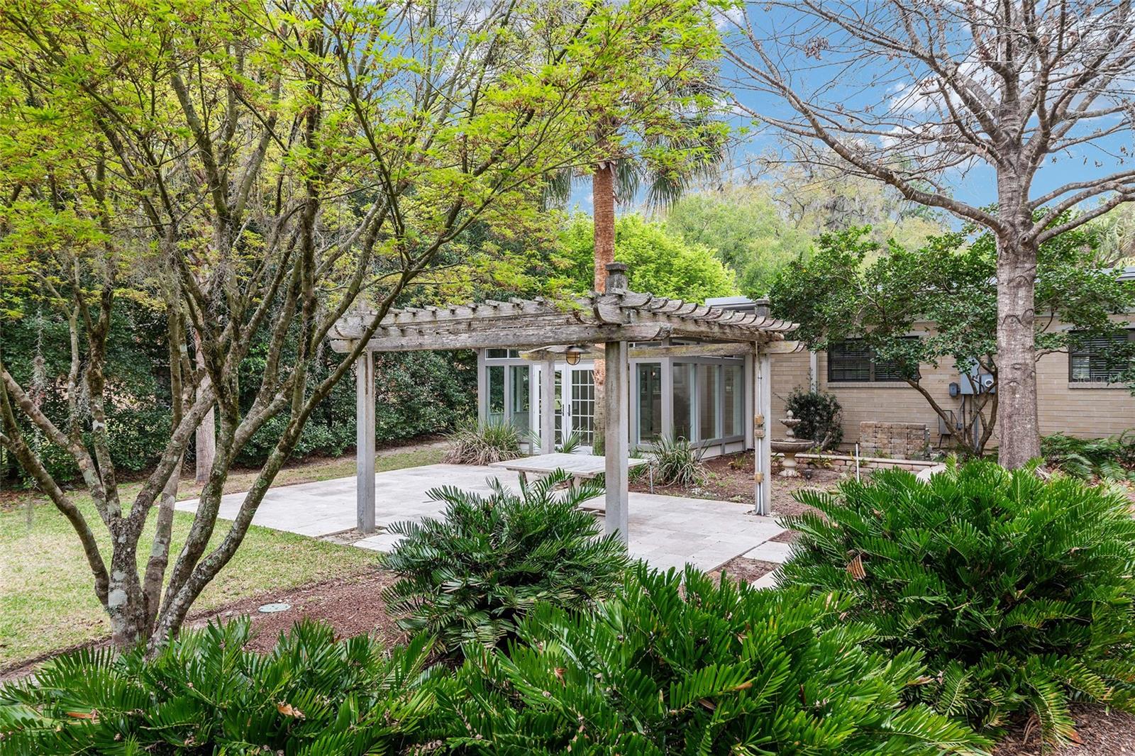 Image 62 of 92 For 2111 44th Avenue