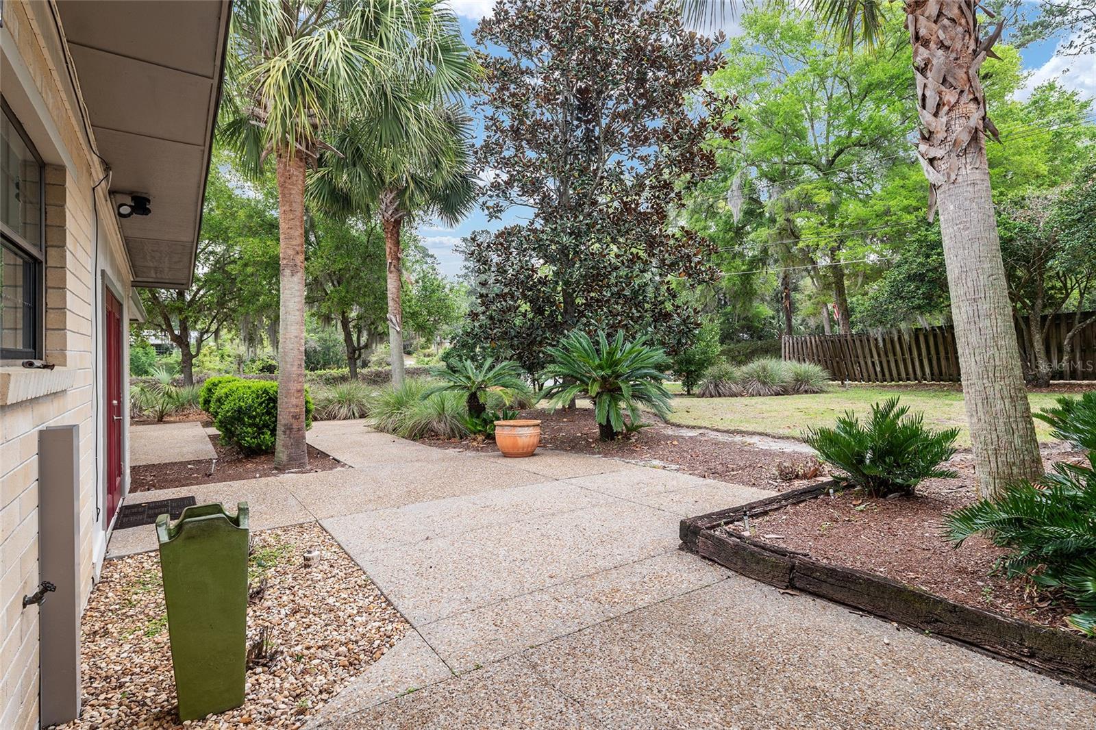 Image 90 of 92 For 2111 44th Avenue