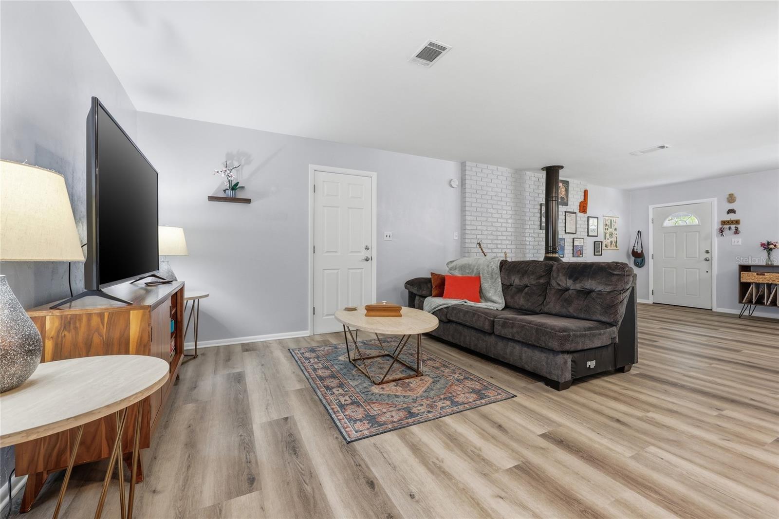 Image 11 of 32 For 4706 28th Terrace