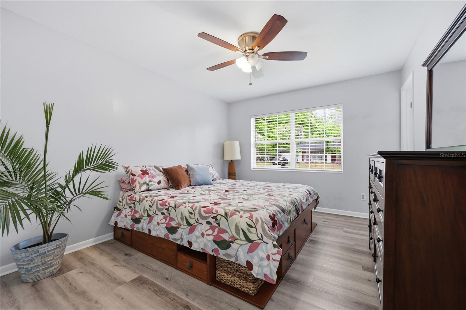 Image 14 of 32 For 4706 28th Terrace