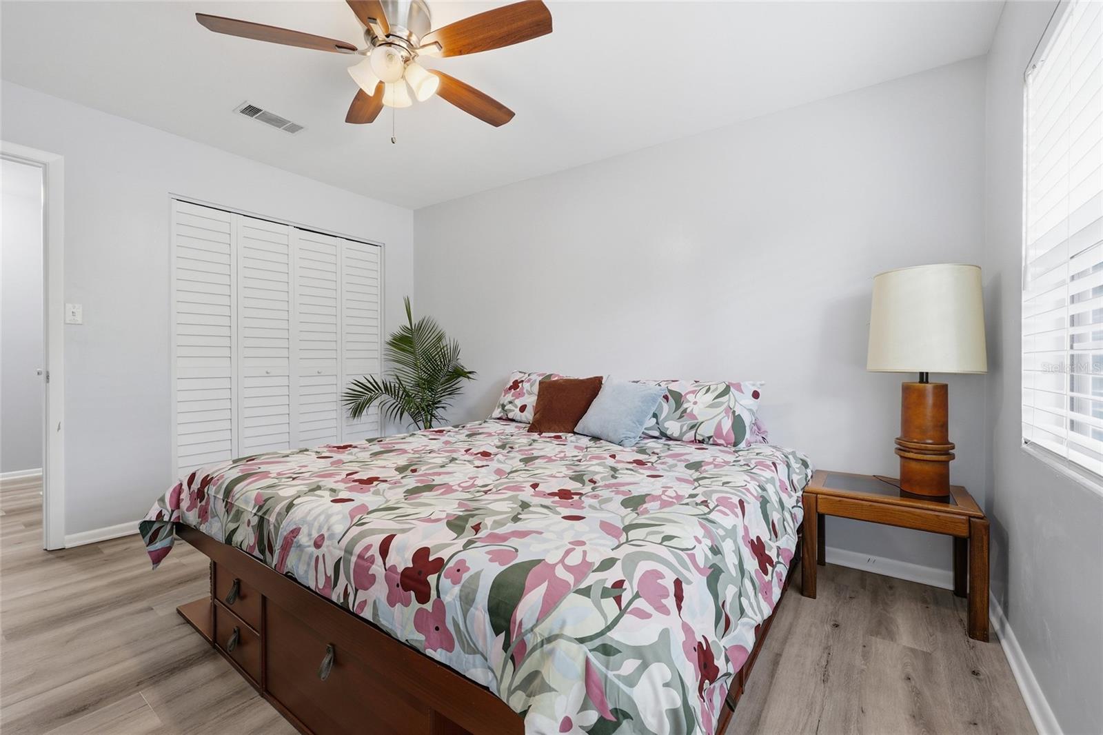 Image 15 of 32 For 4706 28th Terrace