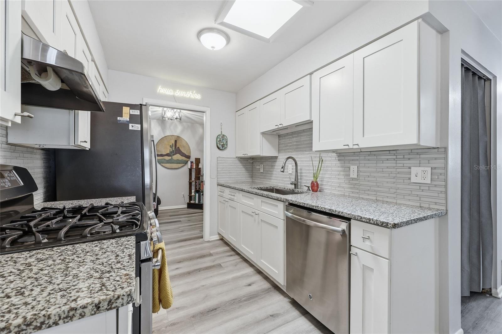 Image 4 of 32 For 4706 28th Terrace