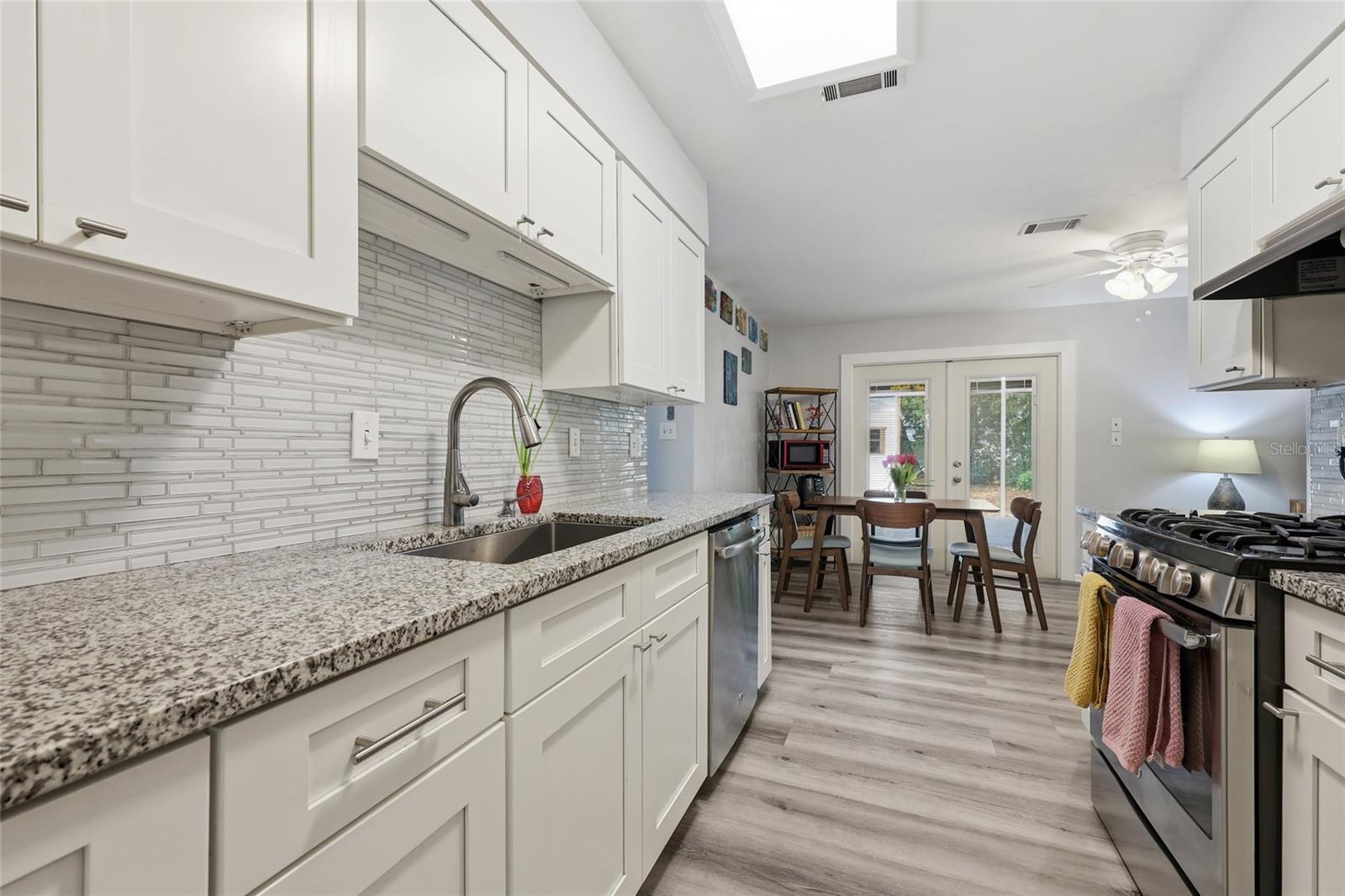 Image 6 of 32 For 4706 28th Terrace