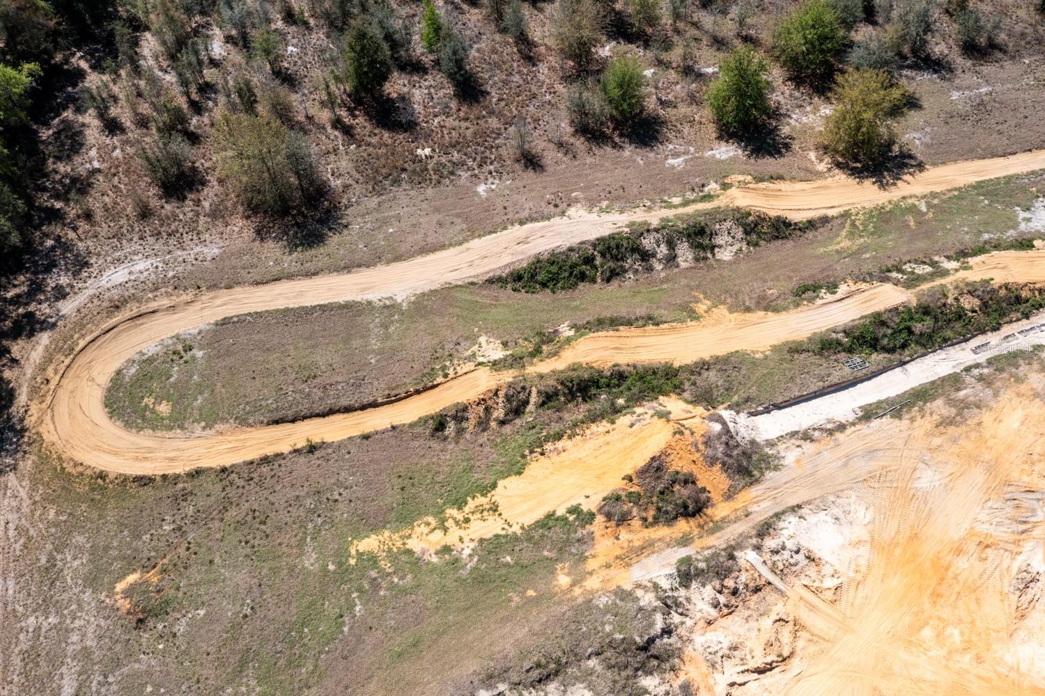 Listing photo id 16 for 203 Pigeon Court