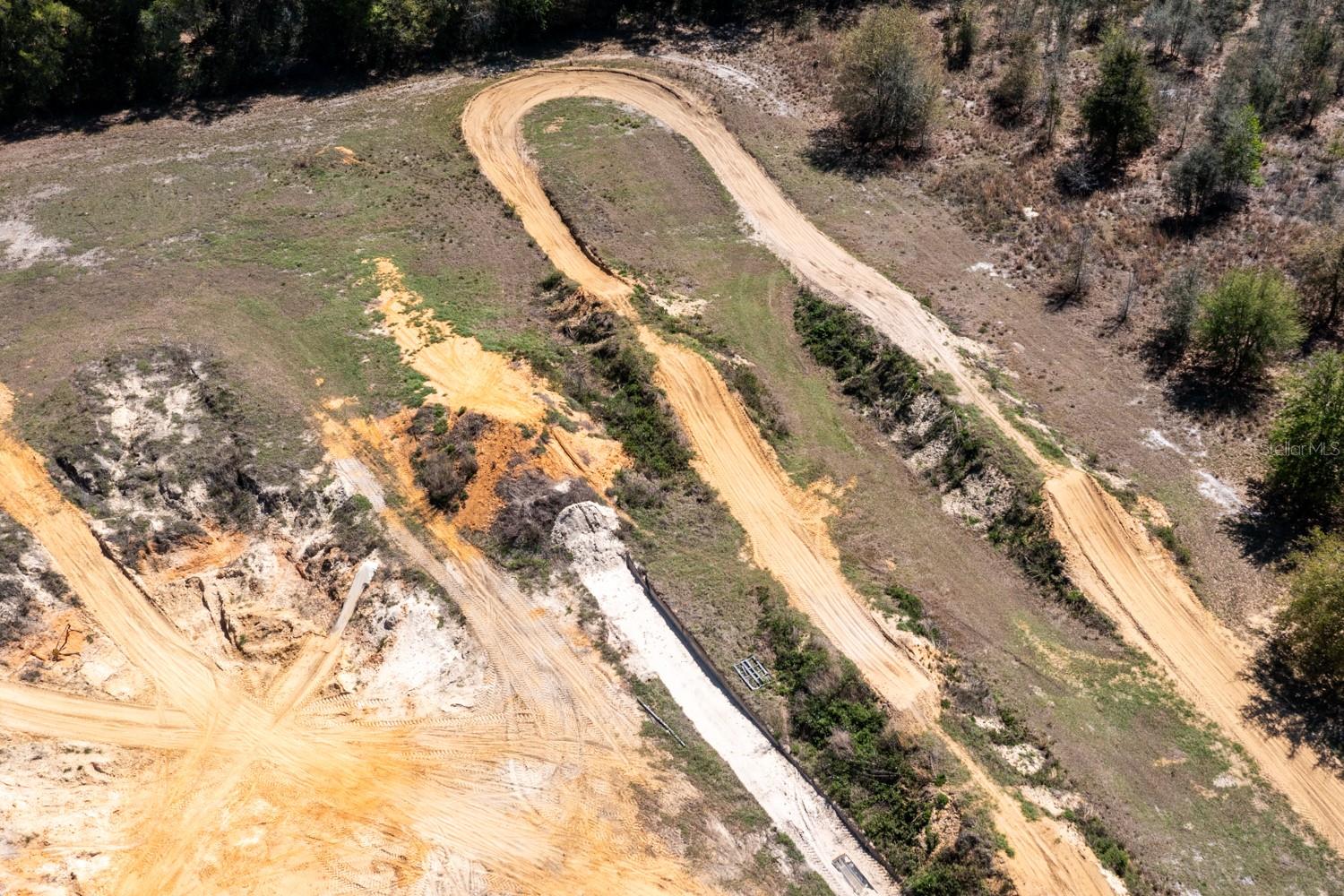 Listing photo id 20 for 203 Pigeon Court