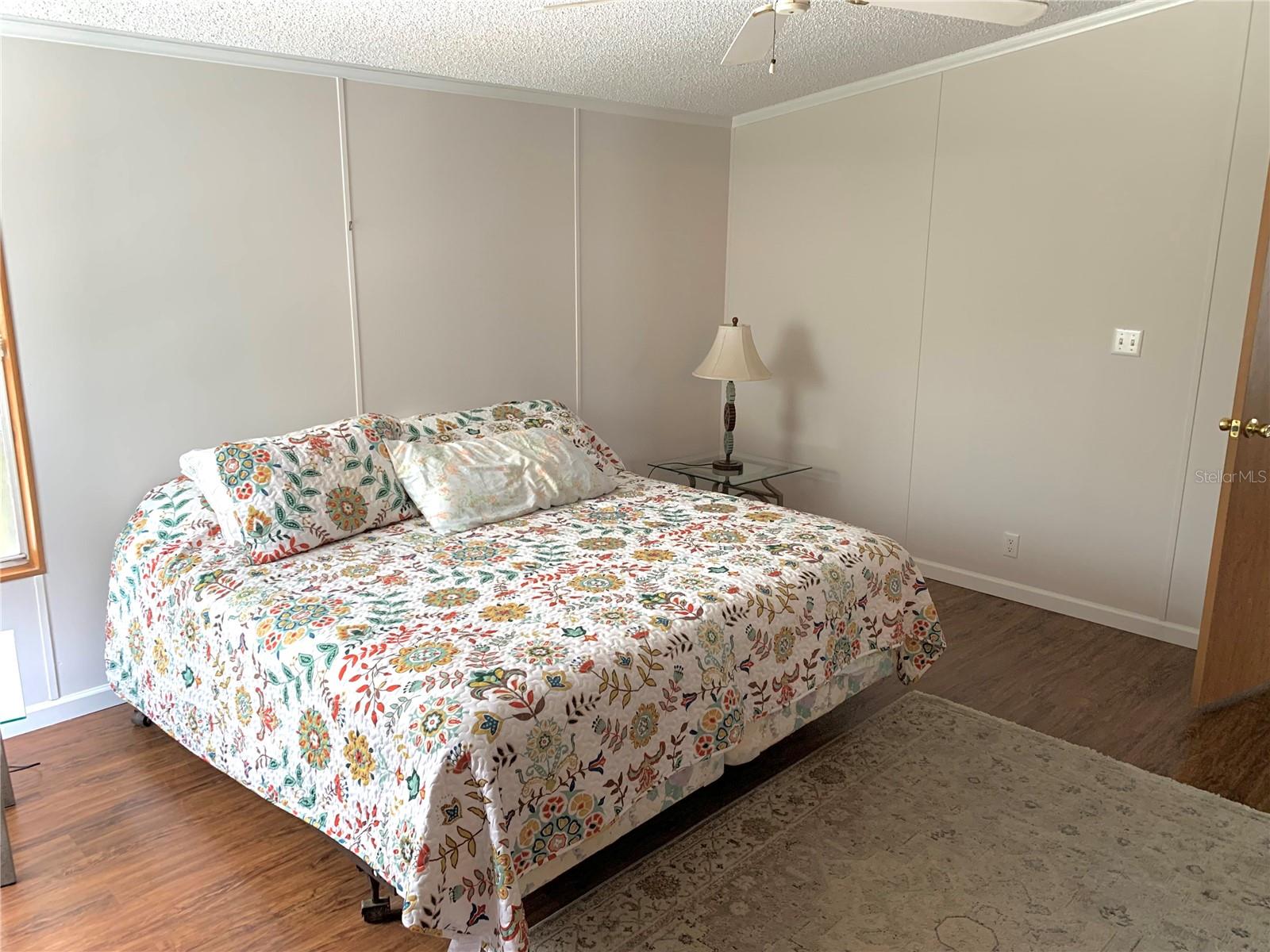 Image 22 of 55 For 11651 127 Lane