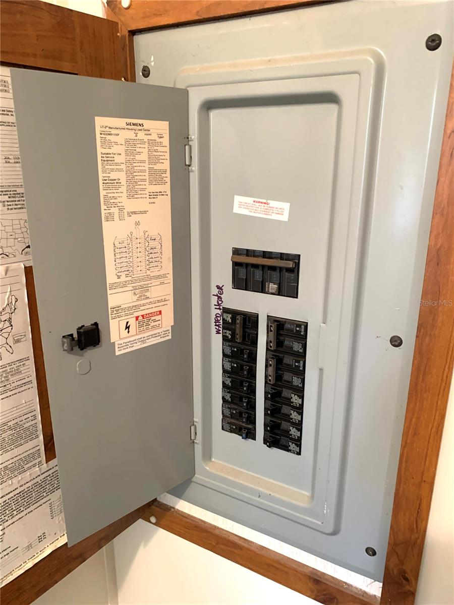 Image 33 of 55 For 11651 127 Lane