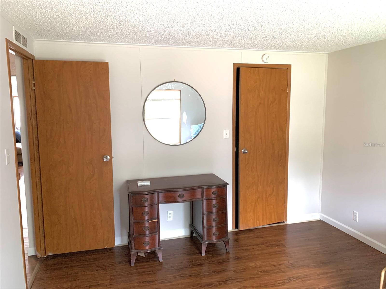 Image 38 of 55 For 11651 127 Lane