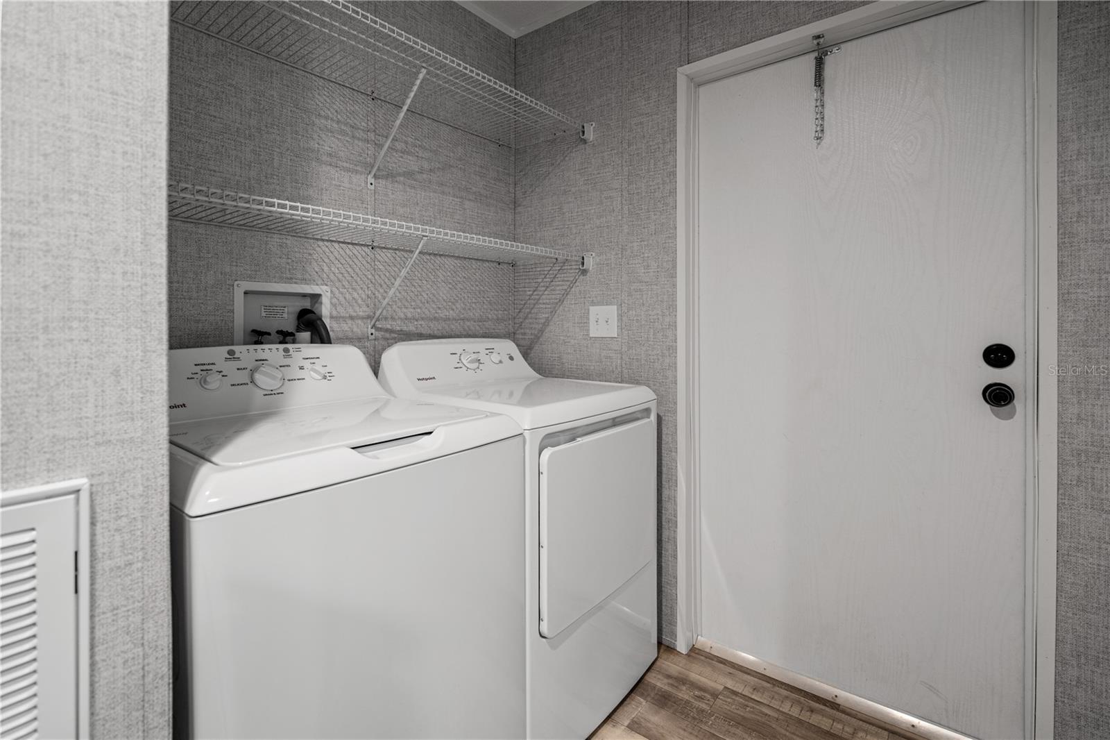 Image 12 of 37 For 8251 95th Avenue