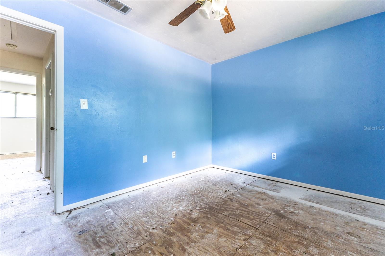 Image 32 of 35 For 4314 41st Lane 73