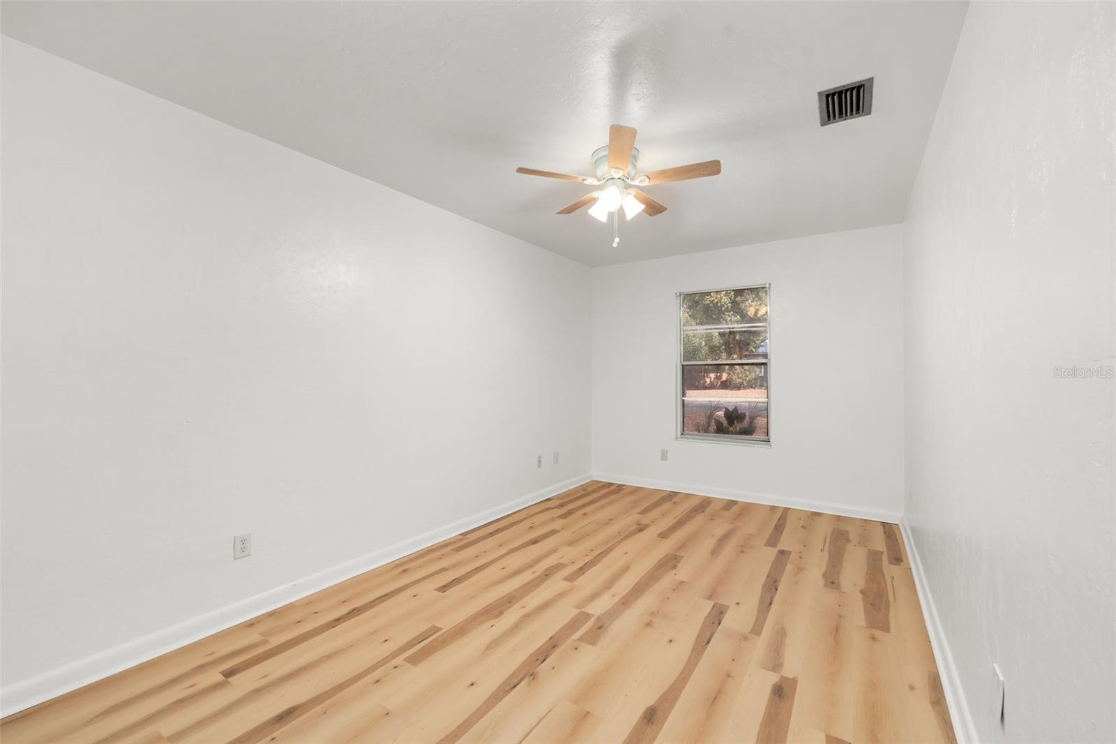 Image 13 of 22 For 615 24th Avenue