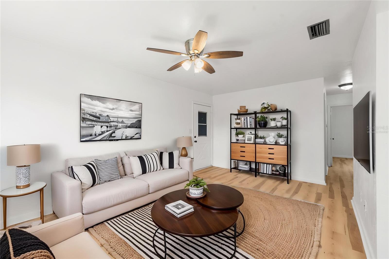 Image 6 of 22 For 615 24th Avenue