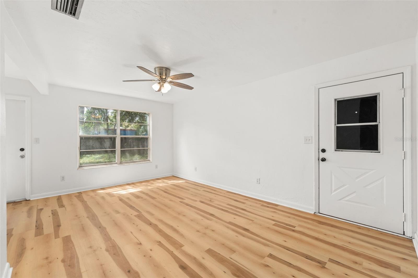 Image 9 of 22 For 615 24th Avenue