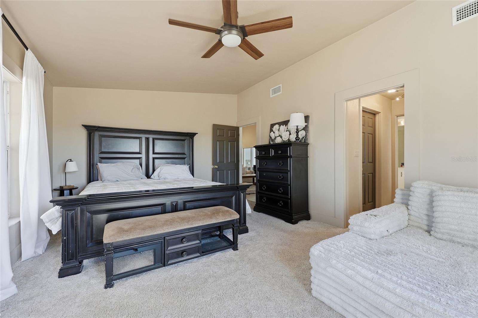 Image 17 of 42 For 9115 170th Street