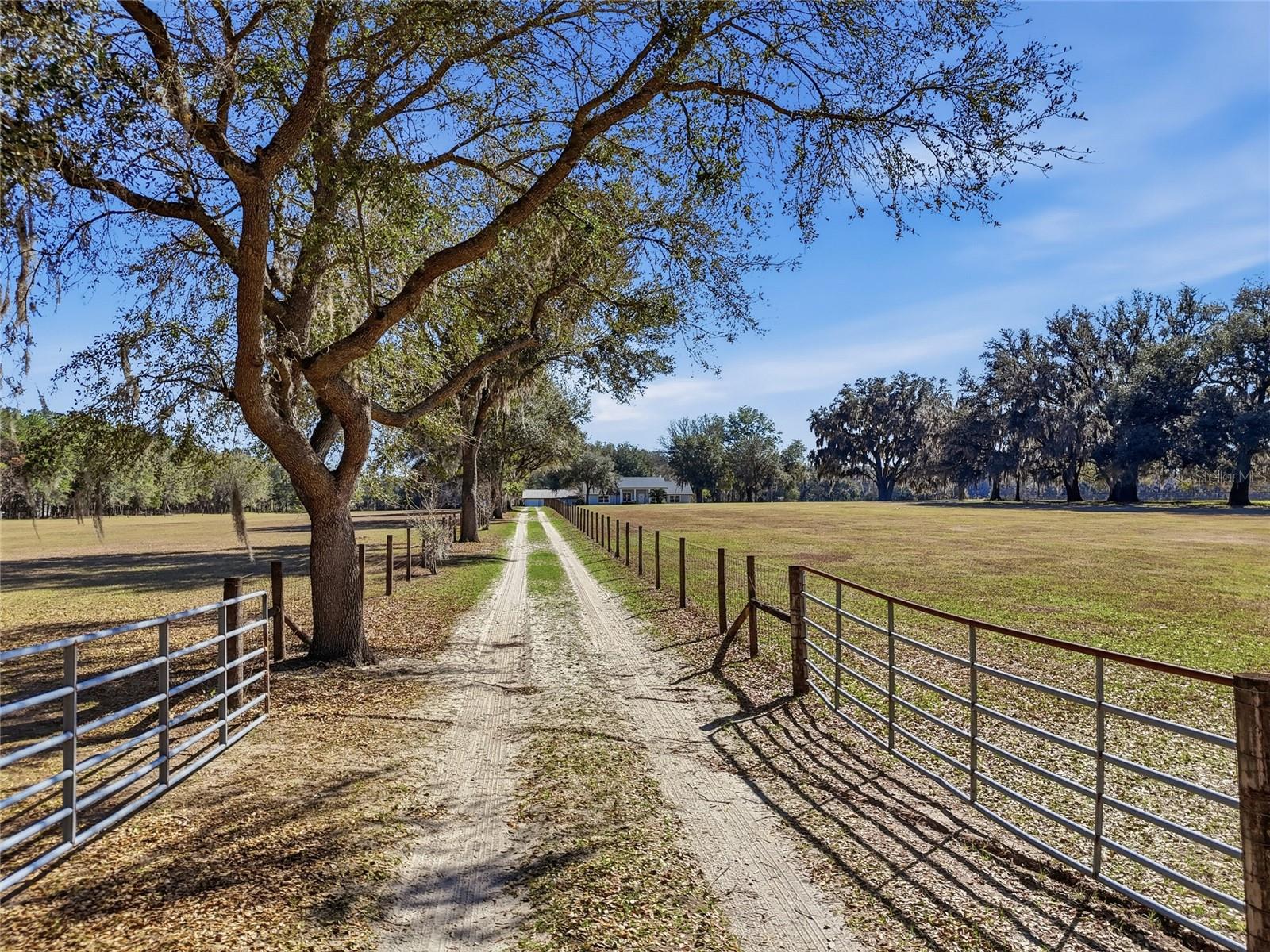 Image 6 of 42 For 9115 170th Street