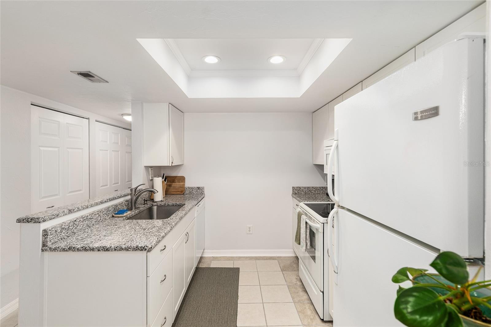 Image 13 of 37 For 2508 35th Place 34