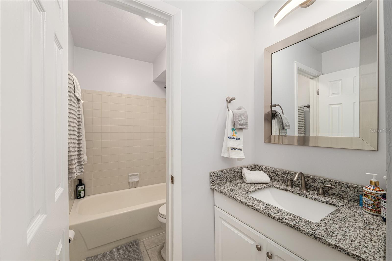 Image 21 of 37 For 2508 35th Place 34