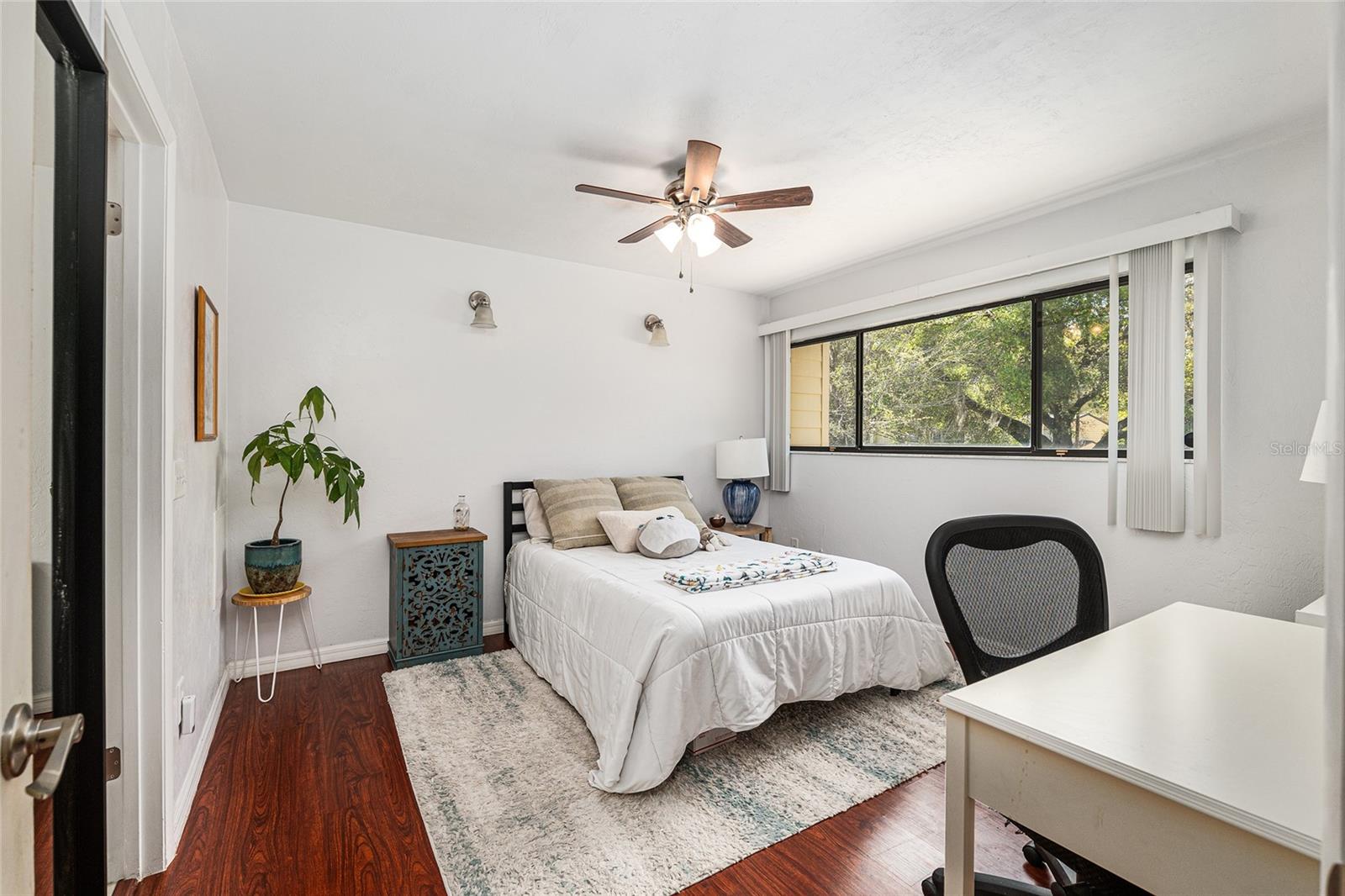 Image 25 of 37 For 2508 35th Place 34