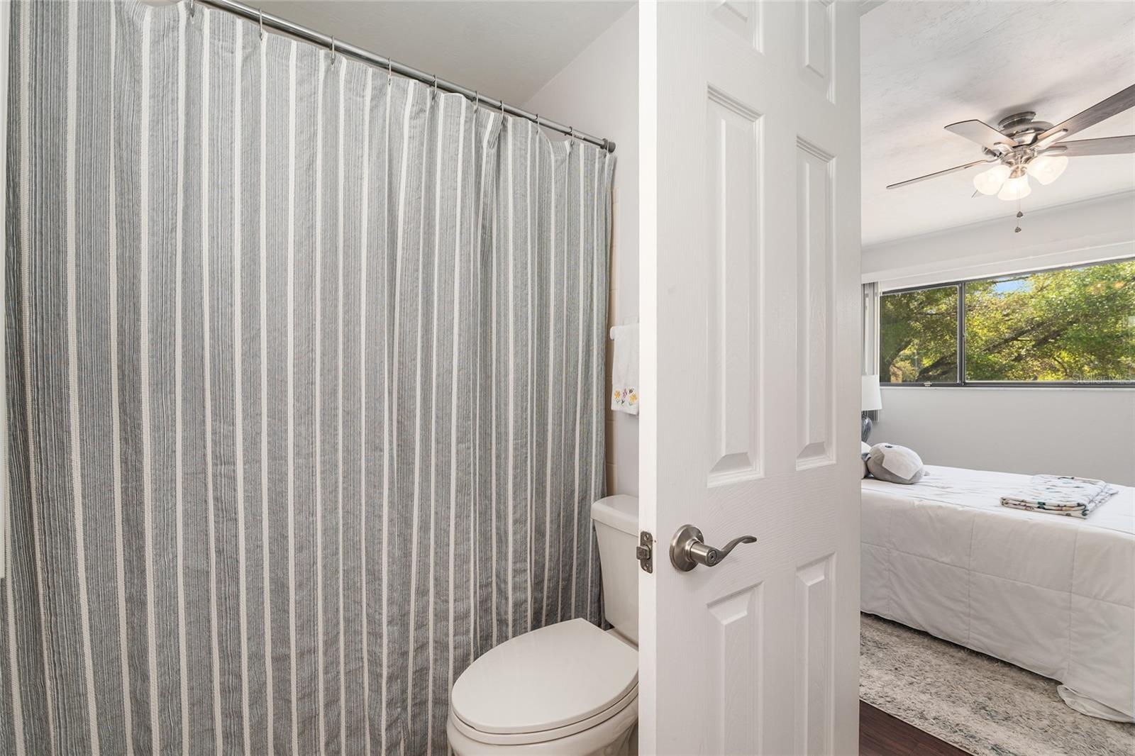 Image 30 of 37 For 2508 35th Place 34