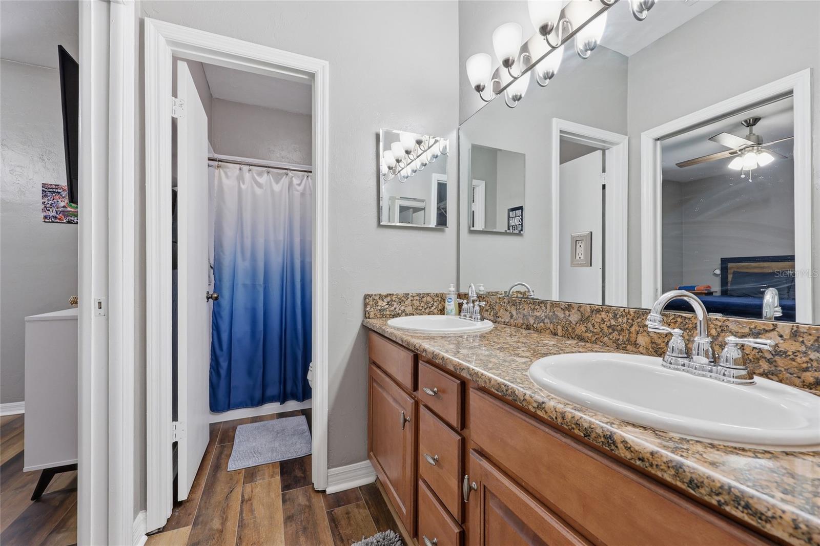 Image 14 of 31 For 4700 Archer Road 130