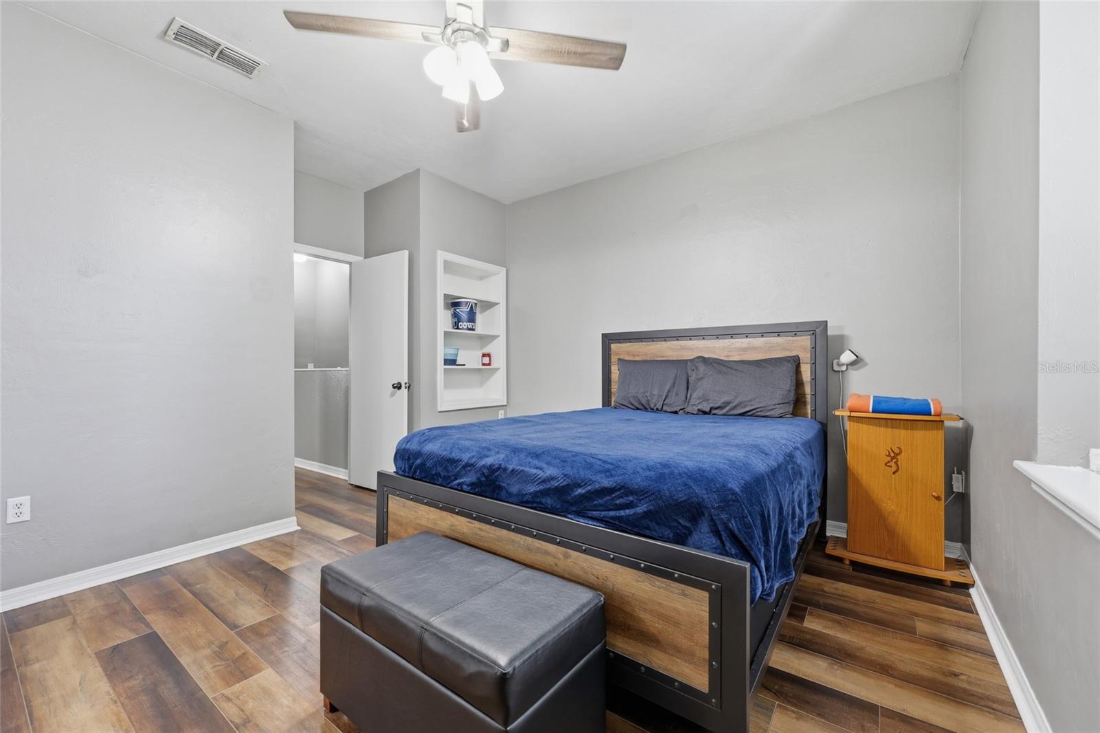 Image 15 of 31 For 4700 Archer Road 130