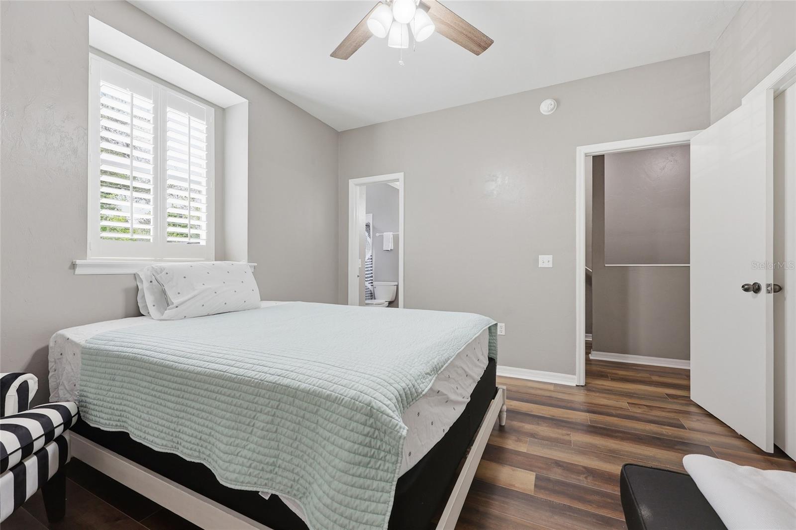 Image 17 of 31 For 4700 Archer Road 130