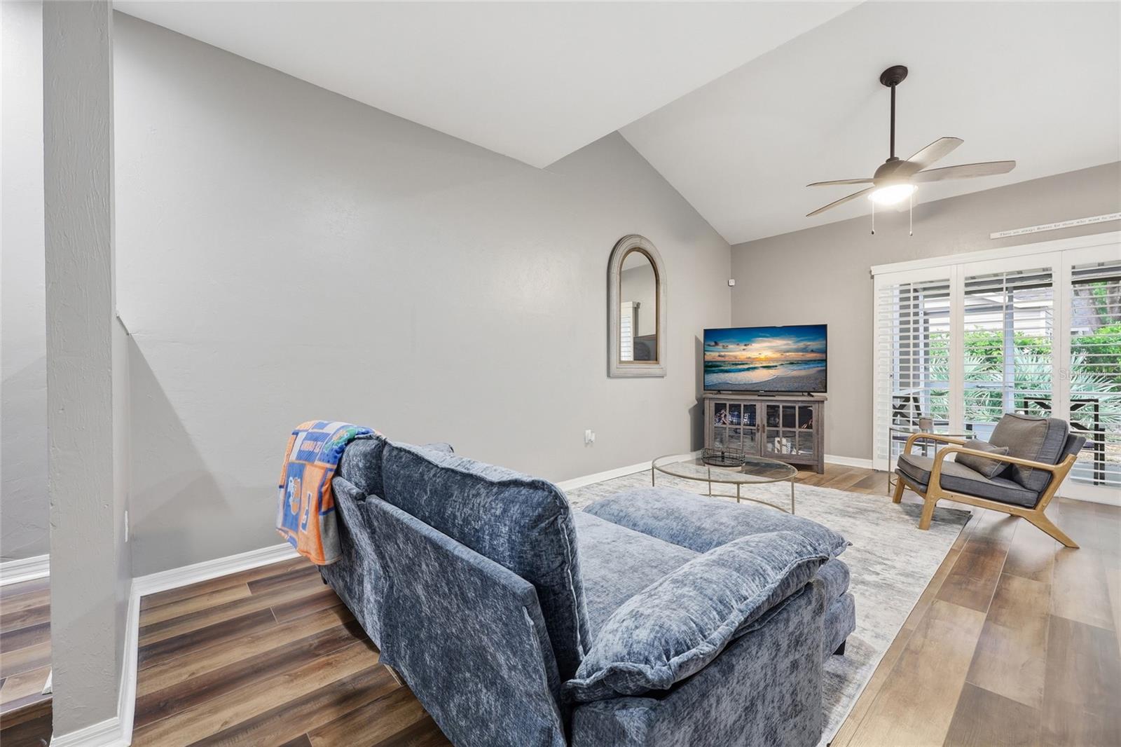 Image 6 of 31 For 4700 Archer Road 130