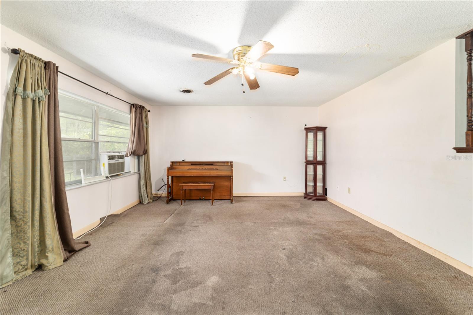 Image 19 of 67 For 1741 42nd Place